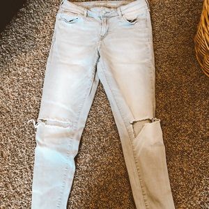 Light wash jeans